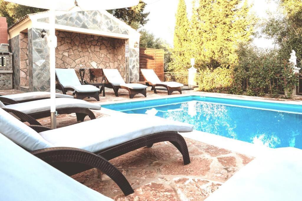 Poli House Family W/ Pool